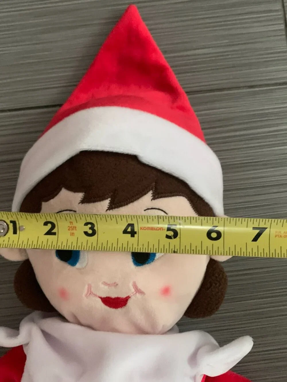 Elf on the Shelf Plushee Pals Girl Hugg Plush Stuffed Doll White Skirt 26
